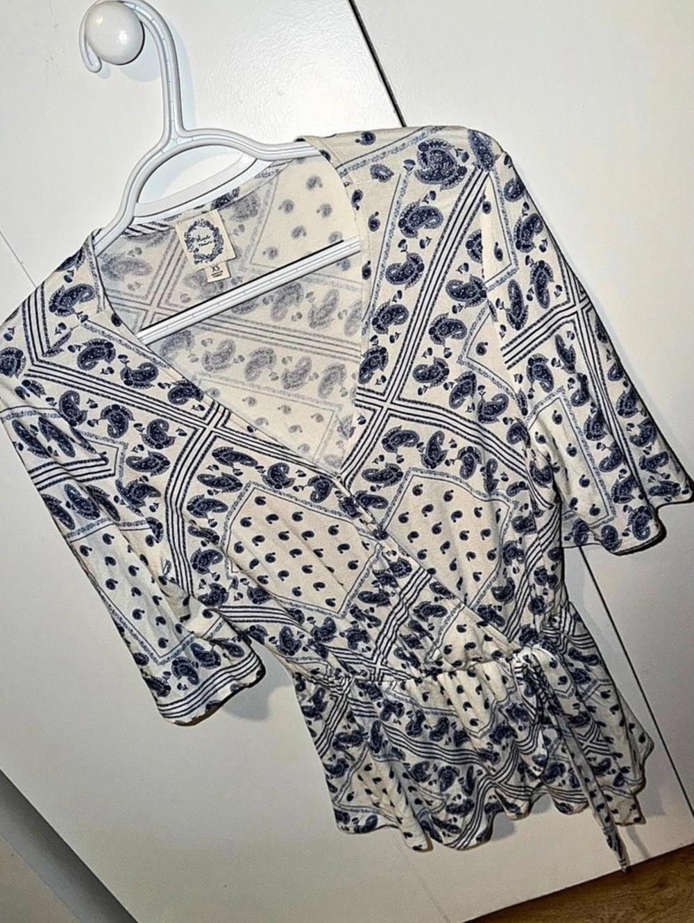 paisley top
